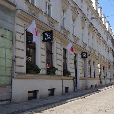 Mamma Mia Female Hostel *